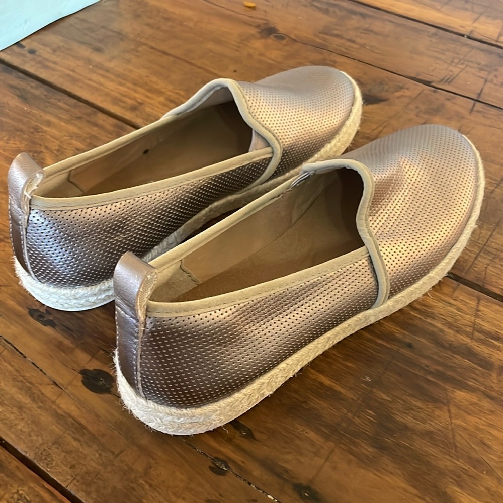 Clark’s Women’s Shoes Size 8.5